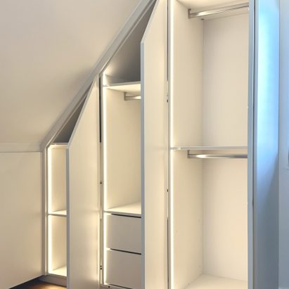 CjMKL1NuYXBjaGF0LzEzLjM0LjEuMCAoaVBob25lMTUsMzsgaU9TIDE4LjQ7IGd6aXApIAI=